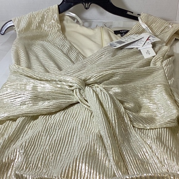 AQUA
Metallic Cap Sleeve Gown - 100% Exclusive - Picture 9 of 9